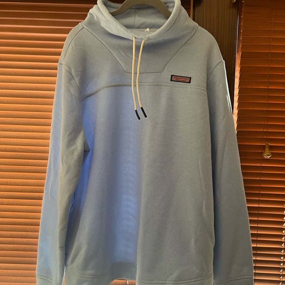 Vineyard Vines Sweaters - vineyard vines sweater